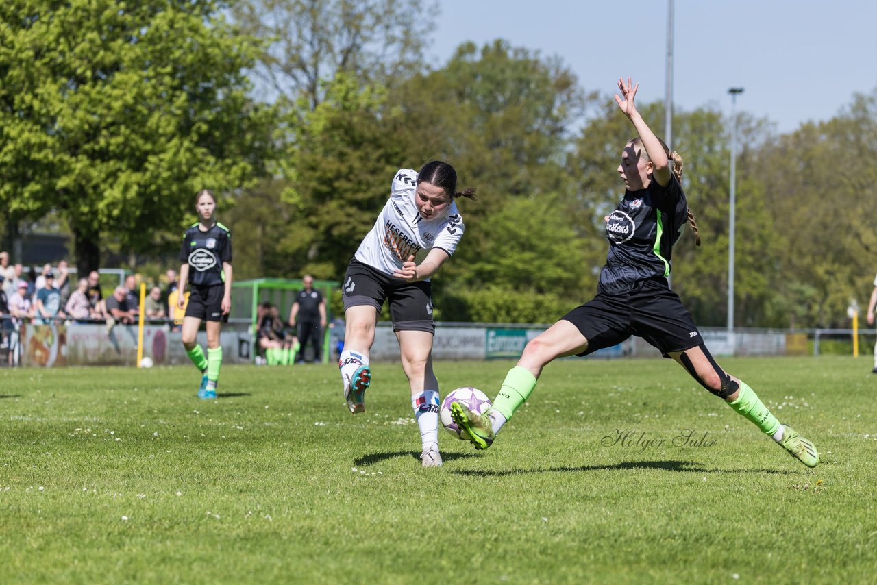 Bild 77 - wBJ SV Henstedt Ulzburg - FSG Oldendorf Itzehoe : Ergebnis: 6:3